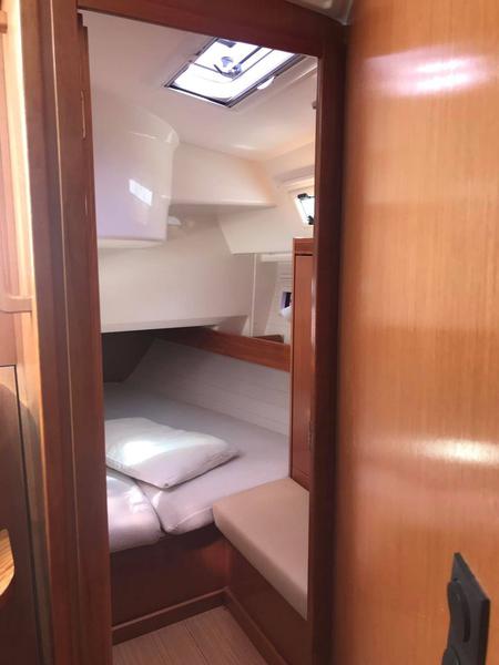 Book yachts online - sailboat - Bavaria 40 - Paola - rent