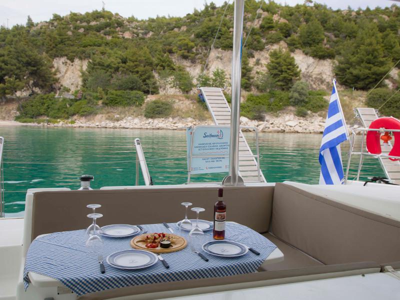 Book yachts online - catamaran - Lagoon 420 - Dynamis - rent