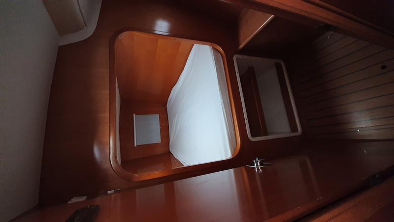 Book yachts online - catamaran - Lagoon 38 - Manatéa - rent