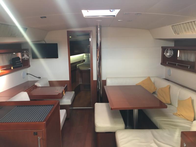 Book yachts online - sailboat - Oceanis 45 - Carpe Diem - rent