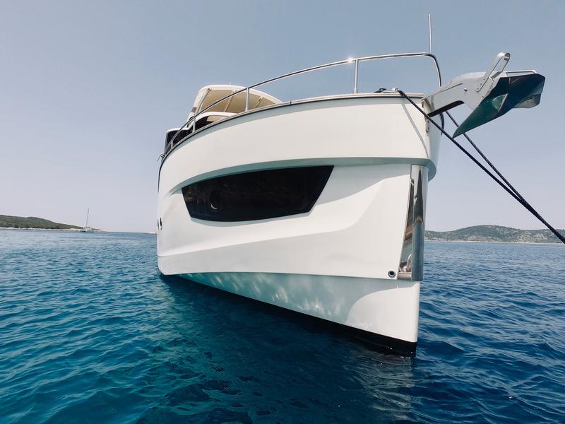Book yachts online - motorboat - Navetta 58 - JOSEFINE I - rent