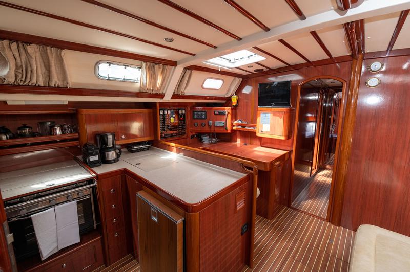 Book yachts online - sailboat - Ocean Star 56.1 - Santorini - rent