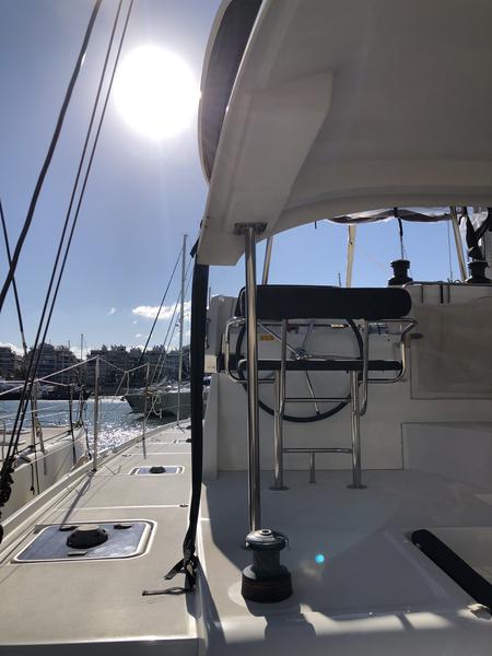 Book yachts online - catamaran - Lagoon 42 - FRIG 007 - rent