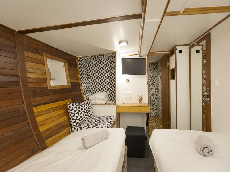Book yachts online - other - Greek Motorsailer - Cosmos - rent