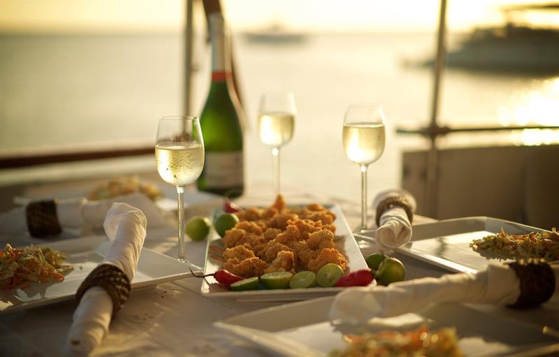 Book yachts online - motorboat - Waverunner 55 - Dreamaway - rent