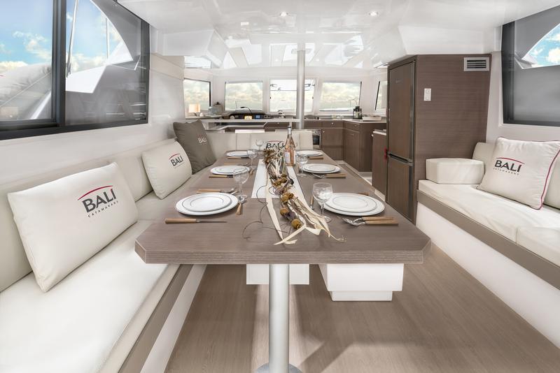 Book yachts online - catamaran - Bali Catspace TEAM FACTORY - Team Factory - rent