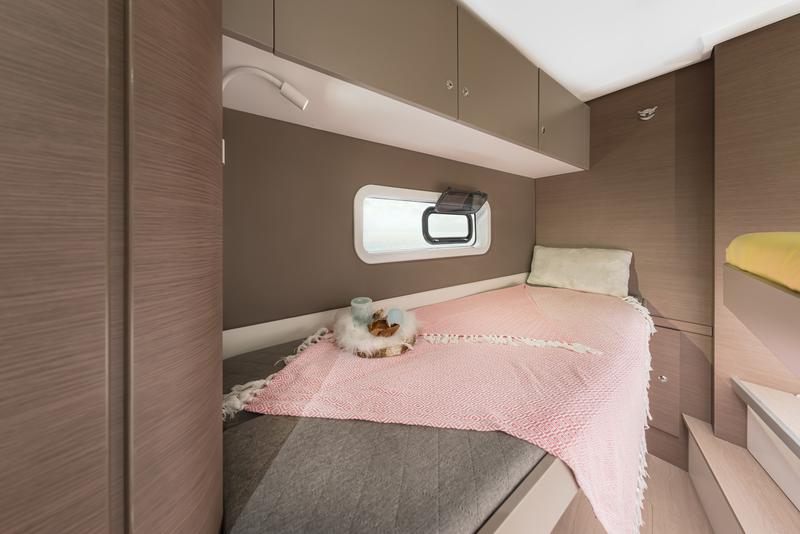 Book yachts online - catamaran - Bali Catspace TEAM FACTORY - Team Factory - rent