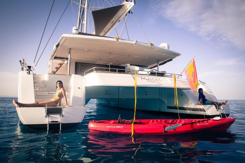 Book yachts online - catamaran - Victoria 67 - Magec - rent