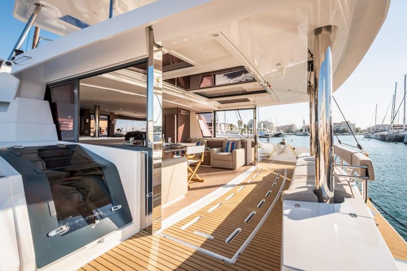 Book yachts online - catamaran - Bali 5.4. - MIM OCEAN ONE - rent