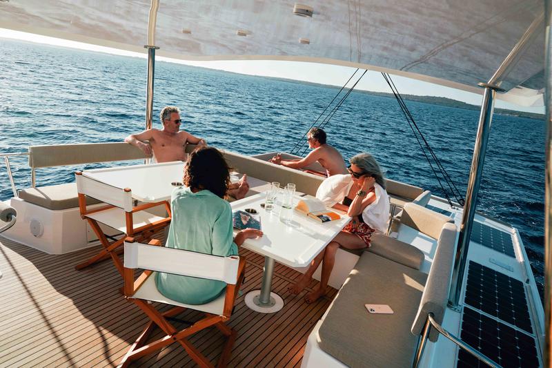 Book yachts online - catamaran - Bali 5.4. - MIM OCEAN ONE - rent