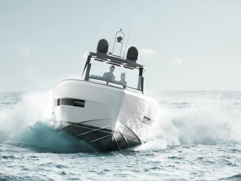 Book yachts online - motorboat - Fjord 44 Open - MEDCAT68 Available for daily charter only - From 10:00 to 20:00 - 0 night - rent