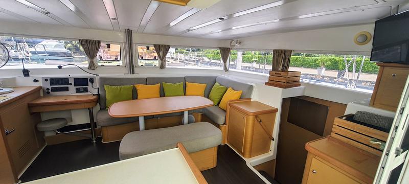 Book yachts online - catamaran - Lagoon 420 - Exit Strategy - rent
