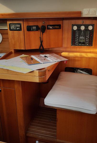 Book yachts online - sailboat - Elan 434 Impression - Calufra I - rent