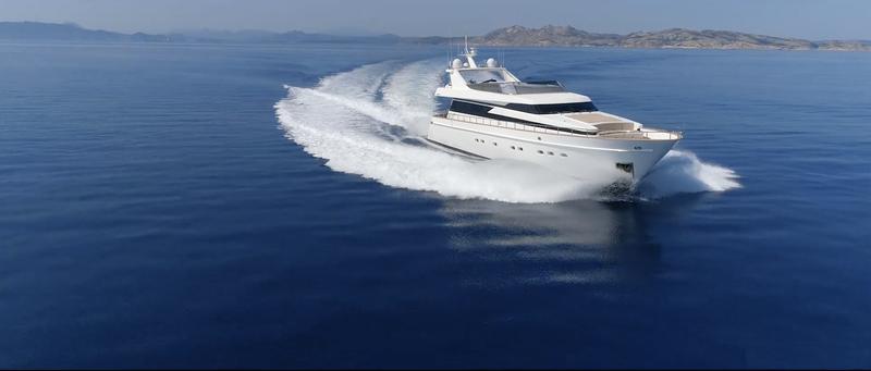 Book yachts online - motorboat - Cantieri di Pisa Akhir 85 - Maestrale - rent