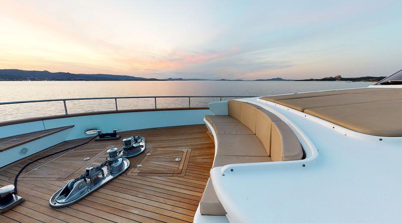 Book yachts online - motorboat - Cantieri di Pisa Akhir 85 - Maestrale - rent