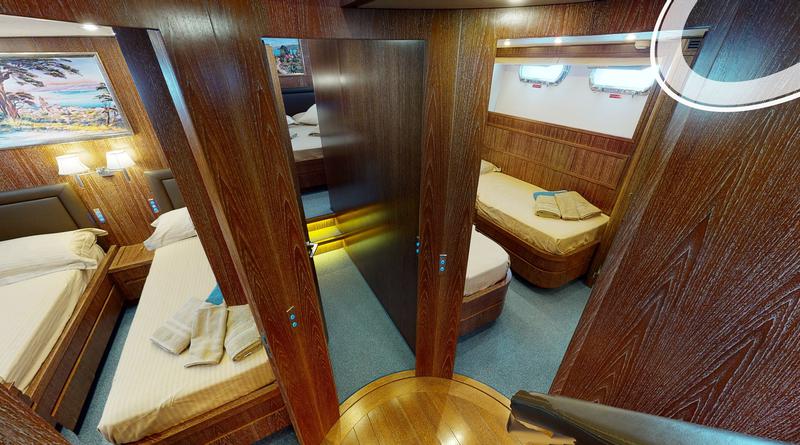 Book yachts online - motorboat - Cantieri di Pisa Akhir 85 - Maestrale - rent