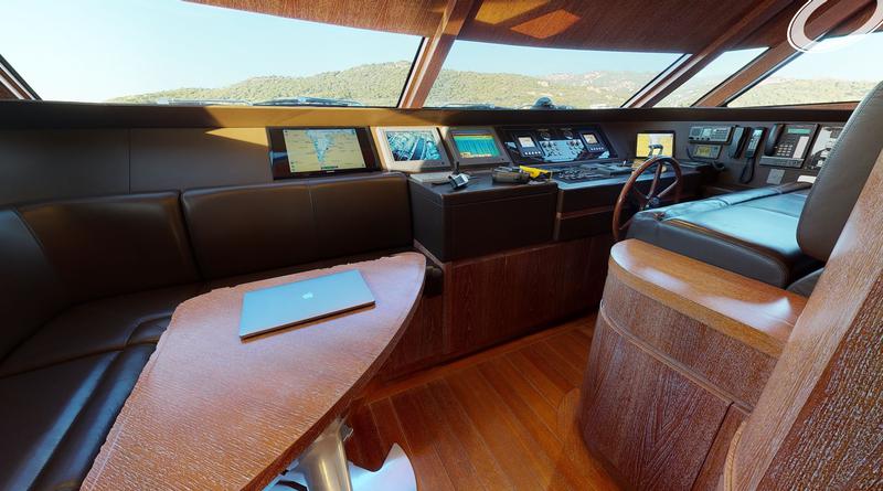 Book yachts online - motorboat - Cantieri di Pisa Akhir 85 - Maestrale - rent