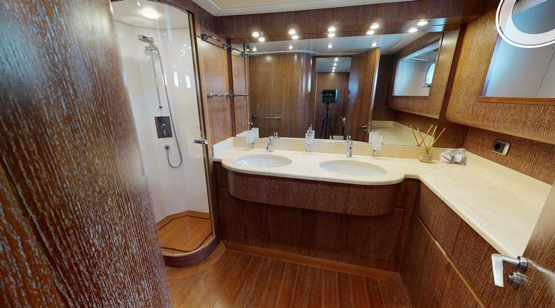Book yachts online - motorboat - Cantieri di Pisa Akhir 85 - Maestrale - rent