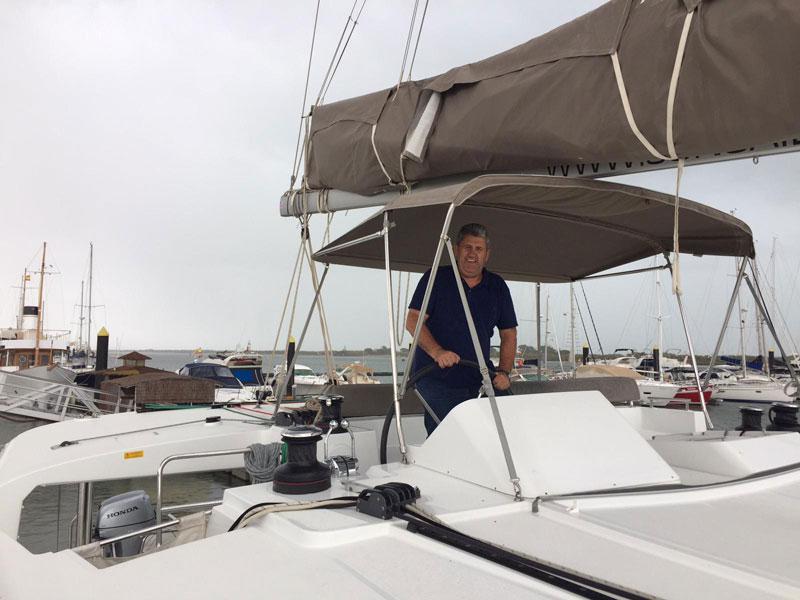Book yachts online - catamaran - Lagoon 450  Flybridge - Madrigal V - rent