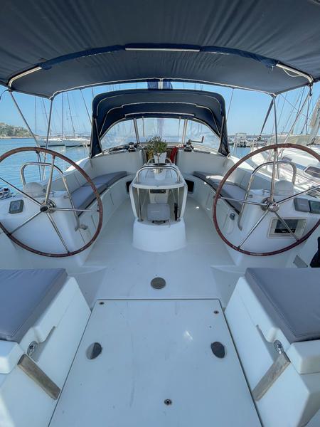 Book yachts online - sailboat - Sun Odyssey 44 i - Beethoven ( with Bowthruster ,Solar Panels) - rent