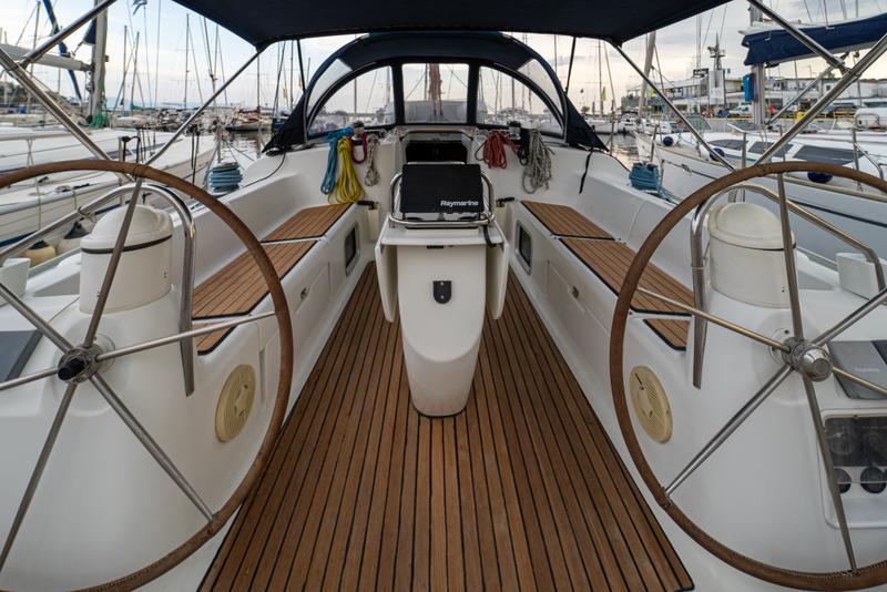 Book yachts online - sailboat - Sun Odyssey 43 - Tatanos - rent