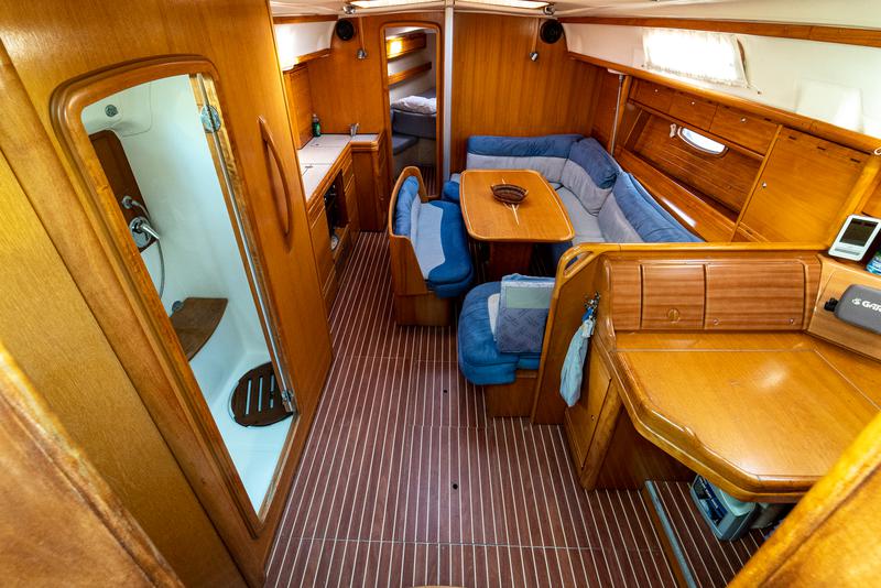 Book yachts online - sailboat - Bavaria 39 Cruiser - Dimitra - rent