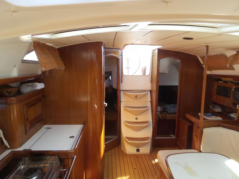 Book yachts online - sailboat - Oceanis 393 Clipper - Škuribanda (refitted 2021) - rent