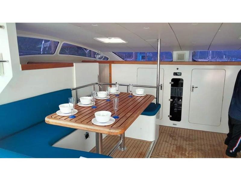 Book yachts online - catamaran - Island Spirit 380 - Thai Angel - rent