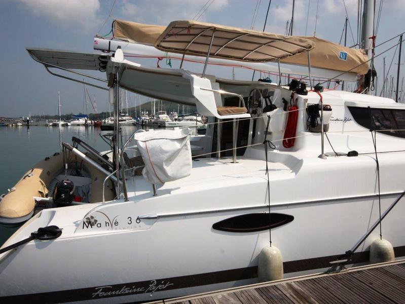 Book yachts online - catamaran - Mahé - 36 - Happy Eva - rent