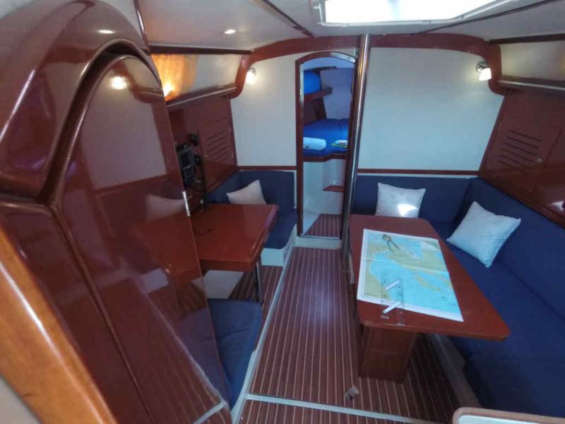 Book yachts online - sailboat - Hanse 342 - 9 Muses - rent