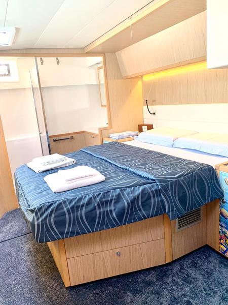 Book yachts online - catamaran - Lagoon 52 - Denilos - rent