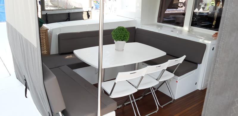Book yachts online - catamaran - LAGOON  450F AMARE I / SKIPPERED ONLY / FREE STAND UP PADDLE / BOW CUSHIONS - Amare 1 - rent