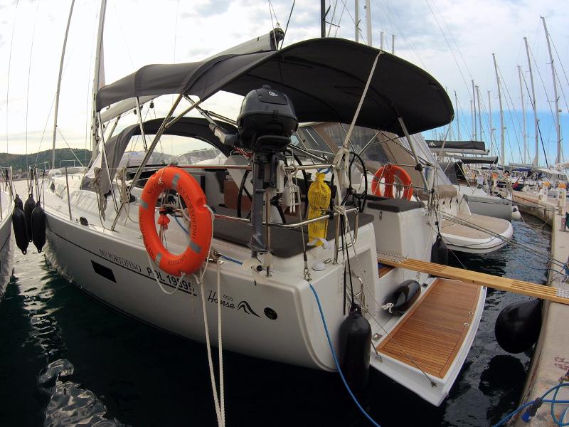 Book yachts online - sailboat - Hanse 455 - MY PORTOFINO - rent