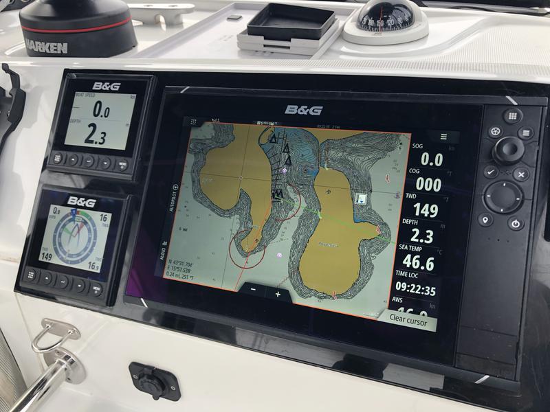 Book yachts online - catamaran - Lagoon 40 - EL PASO - rent