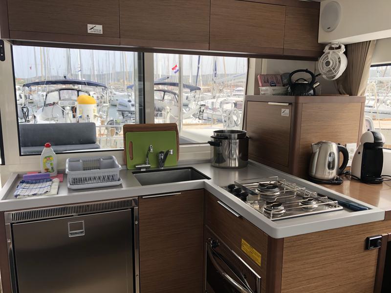 Book yachts online - catamaran - Lagoon 40 - EL PASO - rent