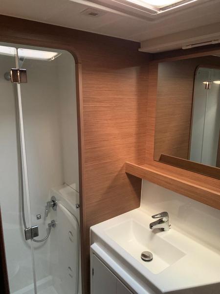 Book yachts online - catamaran - Lagoon 42 - KARMA - rent