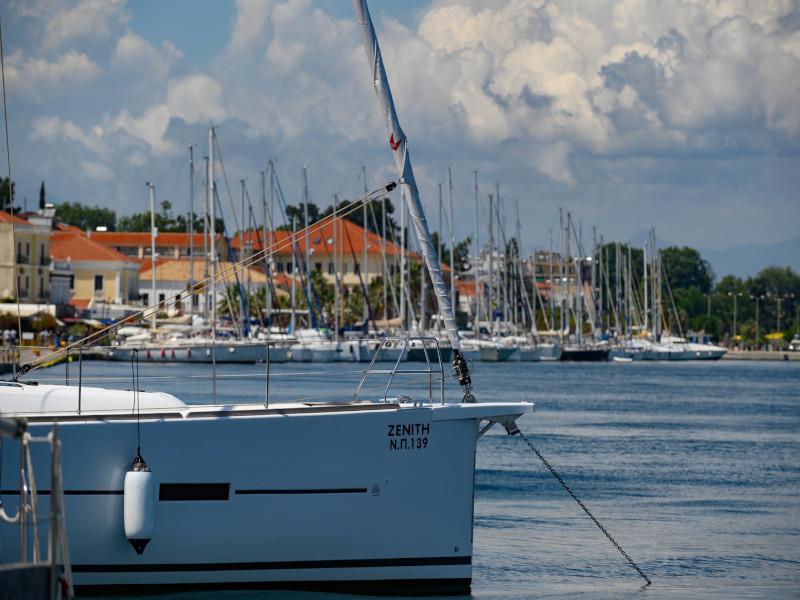 Book yachts online - sailboat - Dufour 460 - Zenith - rent