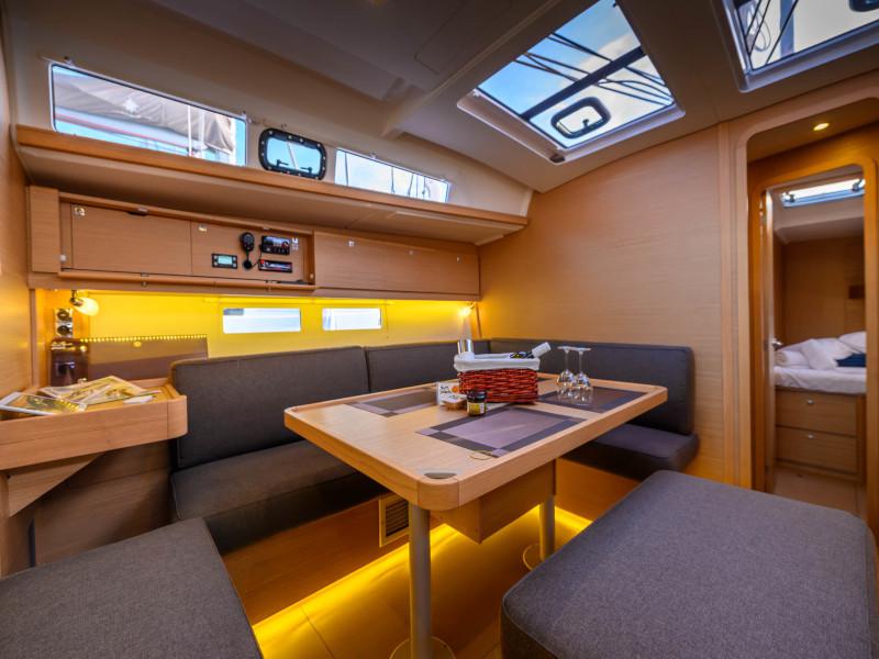 Book yachts online - sailboat - Dufour 460 - Zenith - rent