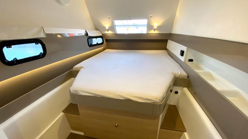 Book yachts online - catamaran - Bali 4.0 - Escape - rent