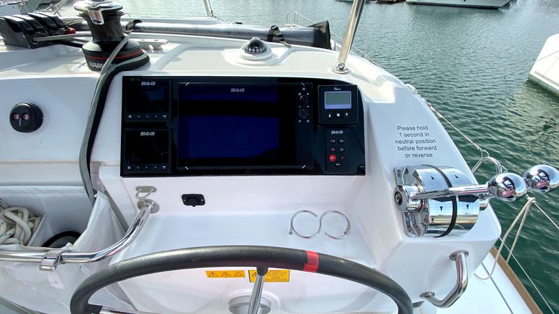 Book yachts online - catamaran - Lagoon 40 - Sunrise - rent