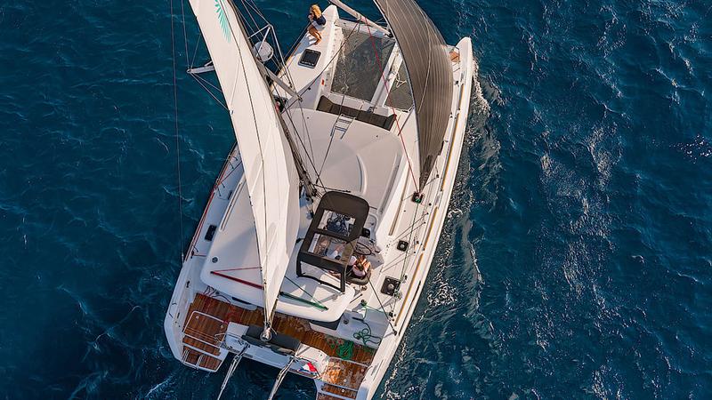 Book yachts online - catamaran - Lagoon 40 - Sunrise - rent