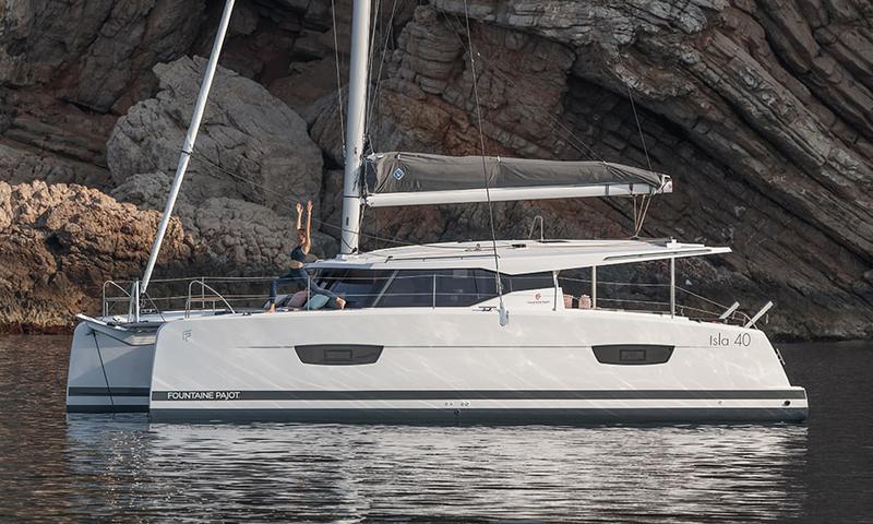 Book yachts online - catamaran - Isla 40 - Laja - rent