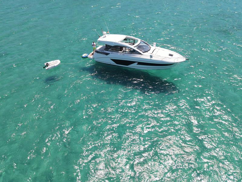 Book yachts online - motorboat - Beneteau GT 45 - Pandora - rent