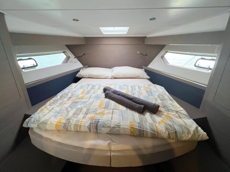 Book yachts online - motorboat - Beneteau GT 45 - Pandora - rent