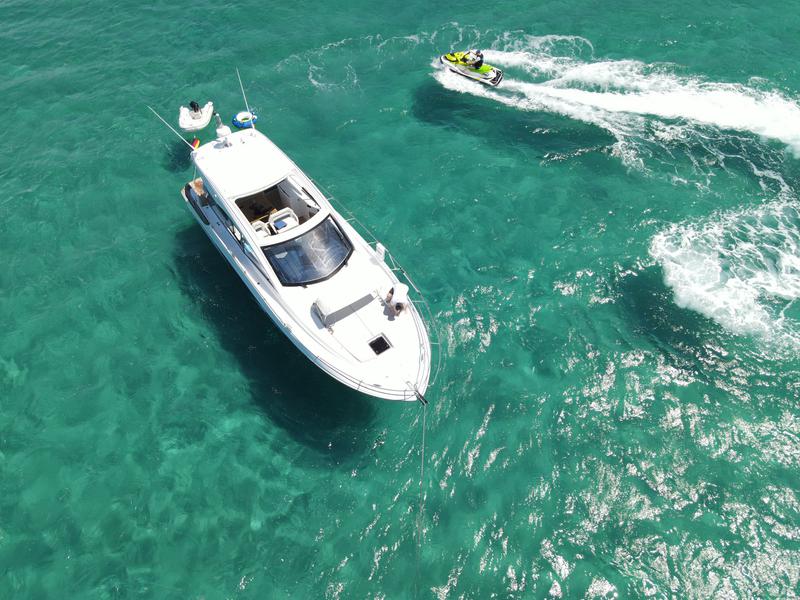 Book yachts online - motorboat - Beneteau GT 45 - Pandora - rent