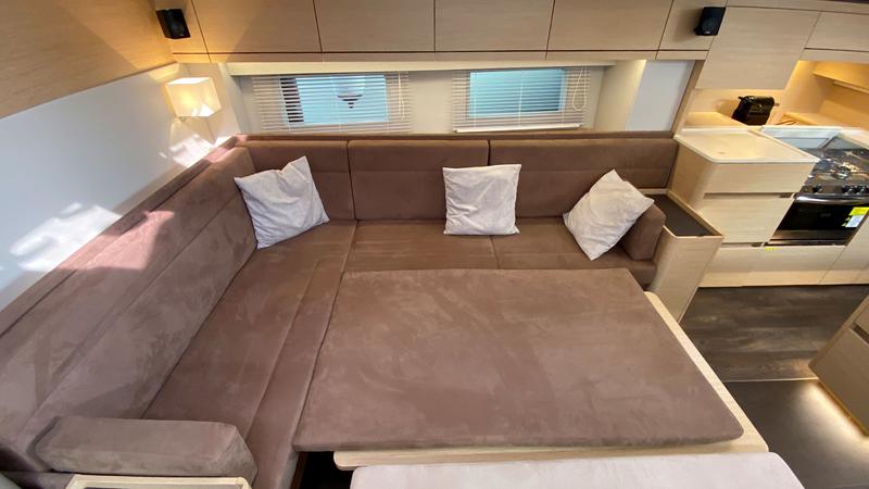 Book yachts online - sailboat - Hanse 548 - Endiva - rent