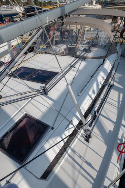 Book yachts online - sailboat - Sun Odyssey 440 - Ioleta - rent