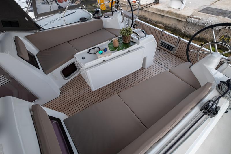 Book yachts online - sailboat - Sun Odyssey 410 - Sammy - rent