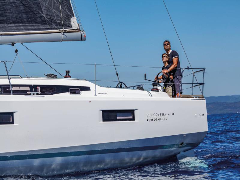 Book yachts online - sailboat - Sun Odyssey 410 - Locean - rent