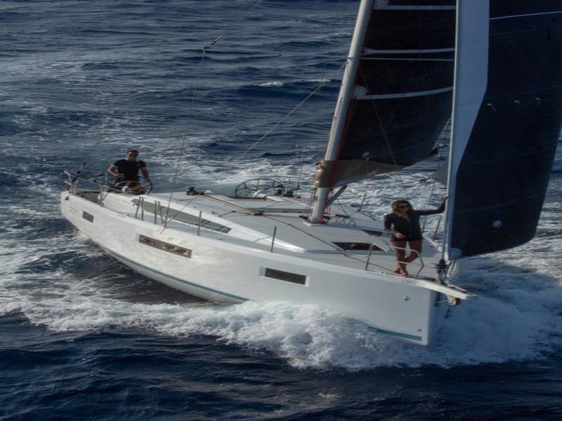 Book yachts online - sailboat - Sun Odyssey 410 - Locean - rent